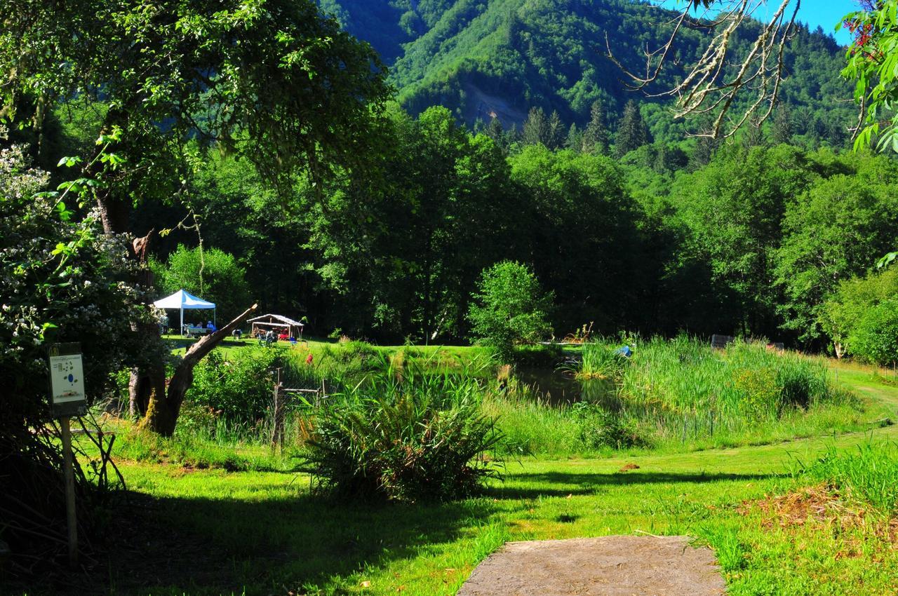 Lucky Mud Inn And Disc Golf Resort Skamokawa 外观 照片